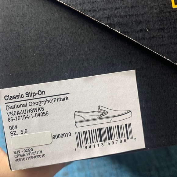 NWT Vans x National Geographic Slip On Sneakers - Picture 10 of 13